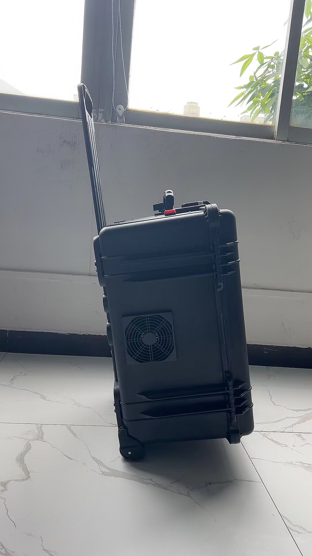 永兴手拉箱型移动通信干扰器